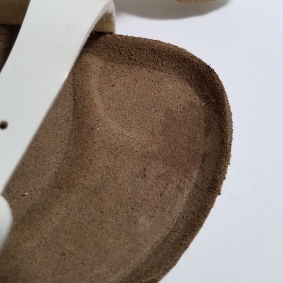 - Birkenstocks Florida White 3 Strap Patent Sandals - Picture 4 of 9